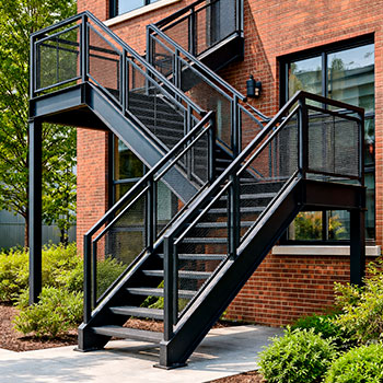 Металлические лестницы